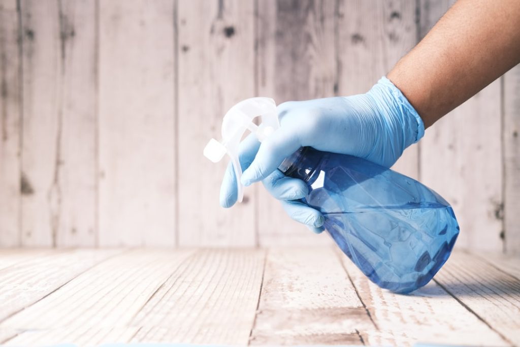 How to Sanitize a Cutting Board