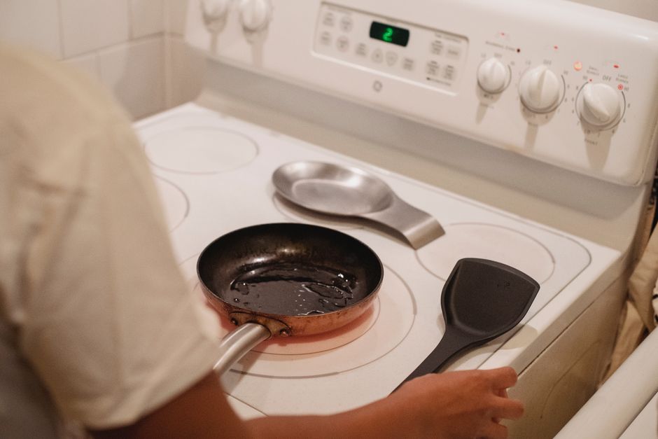 Presto 16-Inch Ceramic Electric Skillet